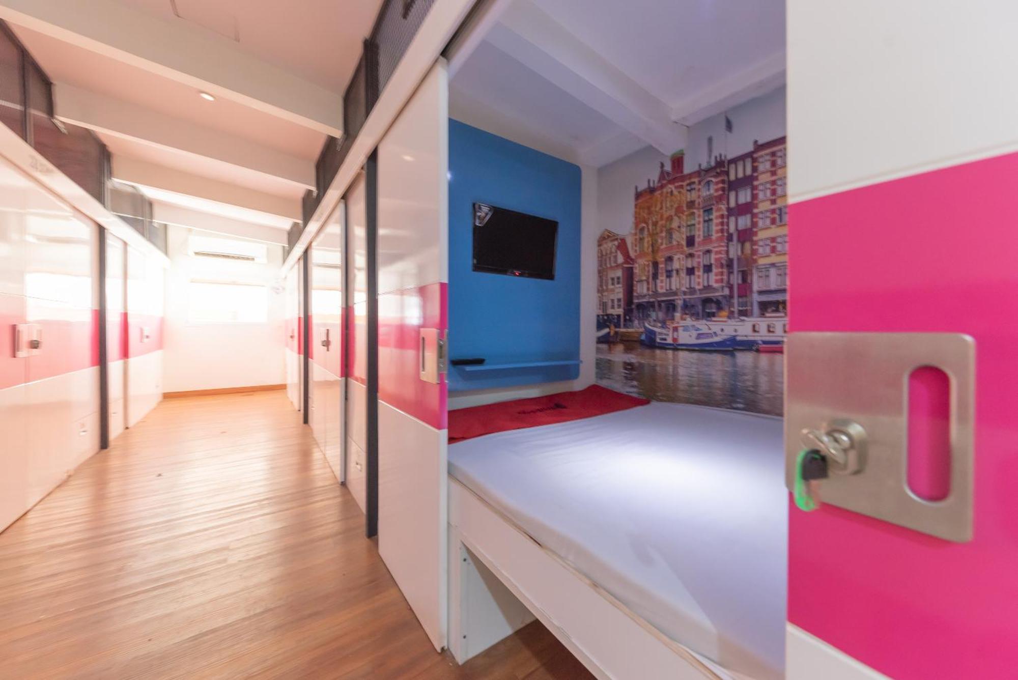 Reddoorz Hostel At Kiara Cozy Kircon Bandung Exterior photo