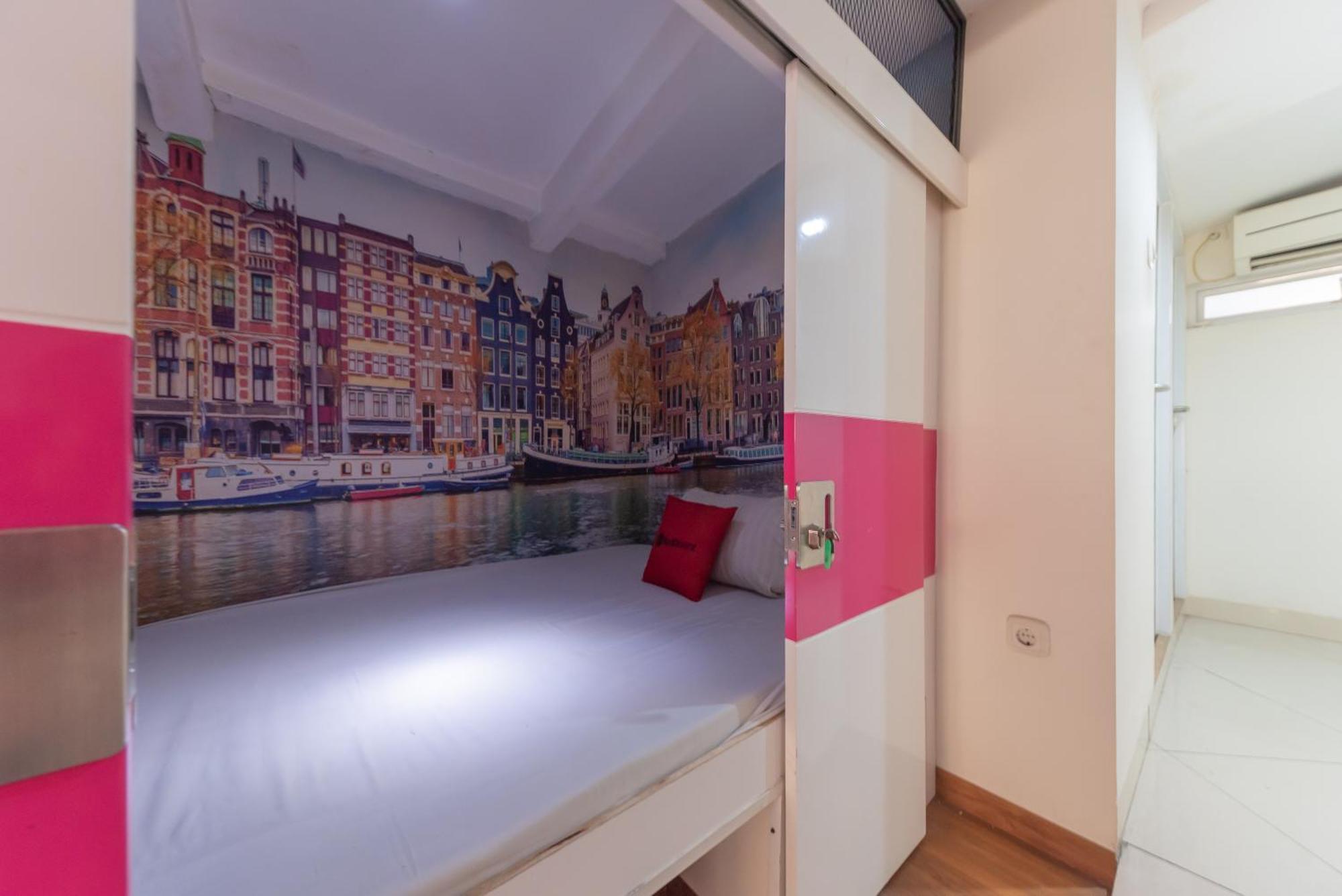 Reddoorz Hostel At Kiara Cozy Kircon Bandung Exterior photo